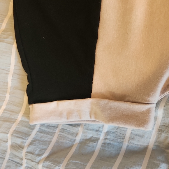 Color Block Tee - Picture 3 of 6